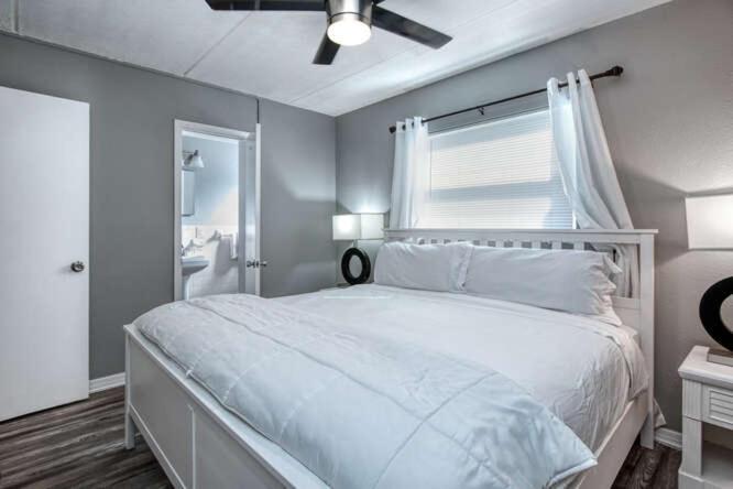 Sunset Beach Suites St. Pete Beach Dış mekan fotoğraf