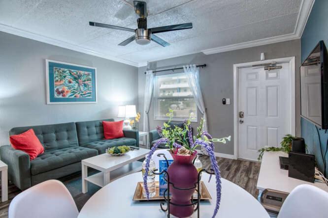 Sunset Beach Suites St. Pete Beach Dış mekan fotoğraf